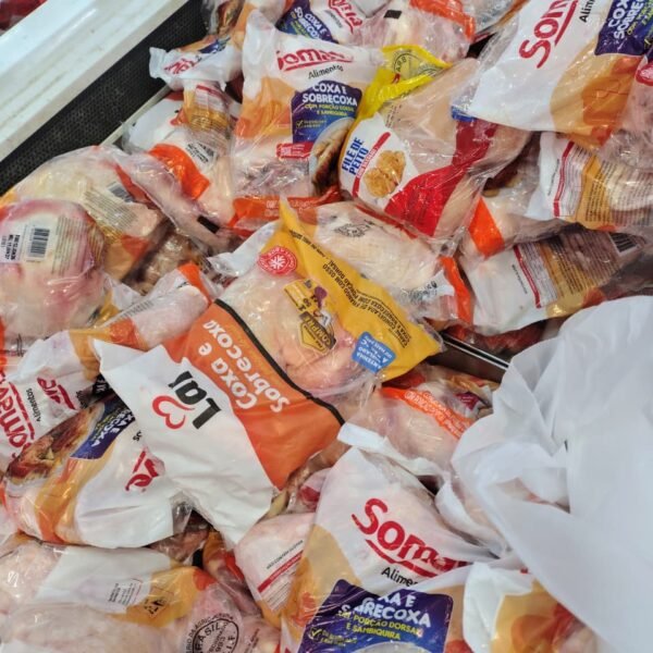 Coxa E Sobrecoxa De Frango C/Dorso Kg